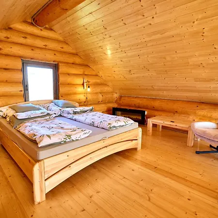 Golden Log House Hajdúszoboszló